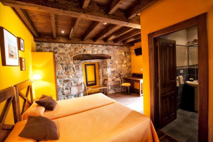 Hotel El Quintanal Bode Bagian luar foto