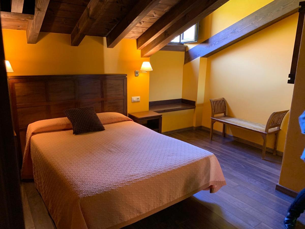 Hotel El Quintanal Bode Bagian luar foto